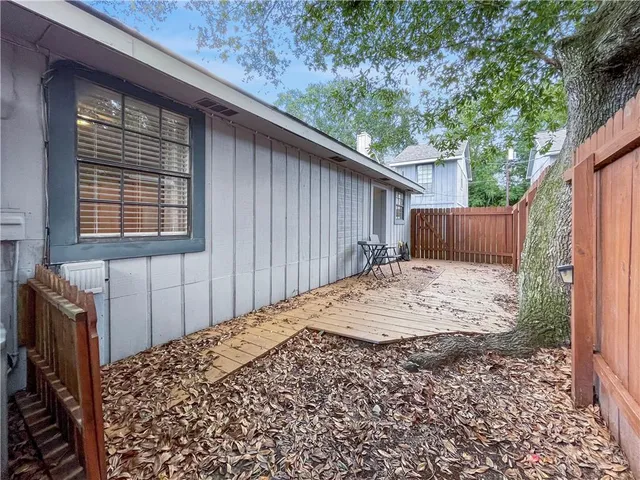 $1,550 | 323 Cedarwood Drive, Mandeville, LA 70471