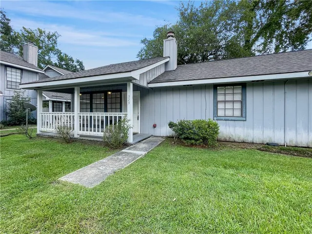 $1,550 | 323 Cedarwood Drive, Mandeville, LA 70471