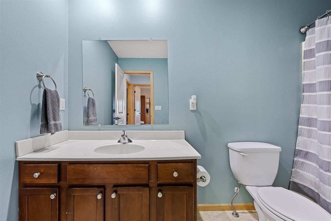 815 Wood Lily Road Solon, IA 52333 - Photo 20 of 33 Gallery Image 20