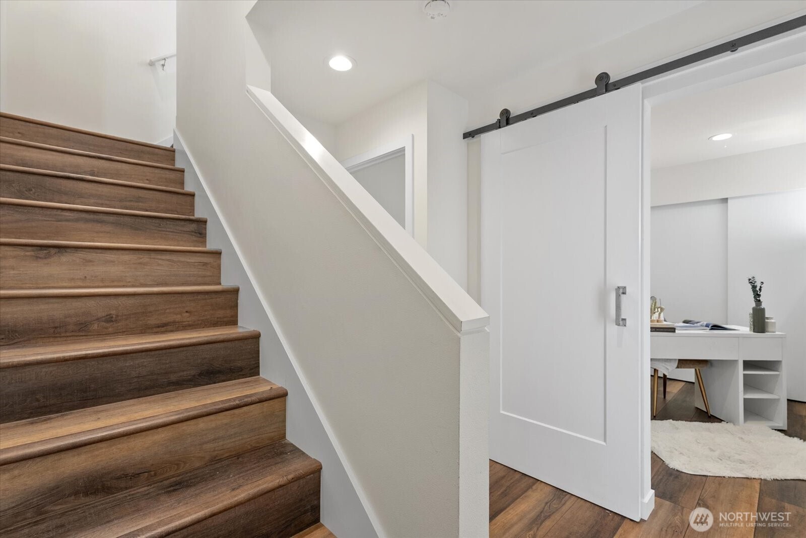 513 South Sullivan Street Seattle, WA 98108 - Photo 2 of 24
