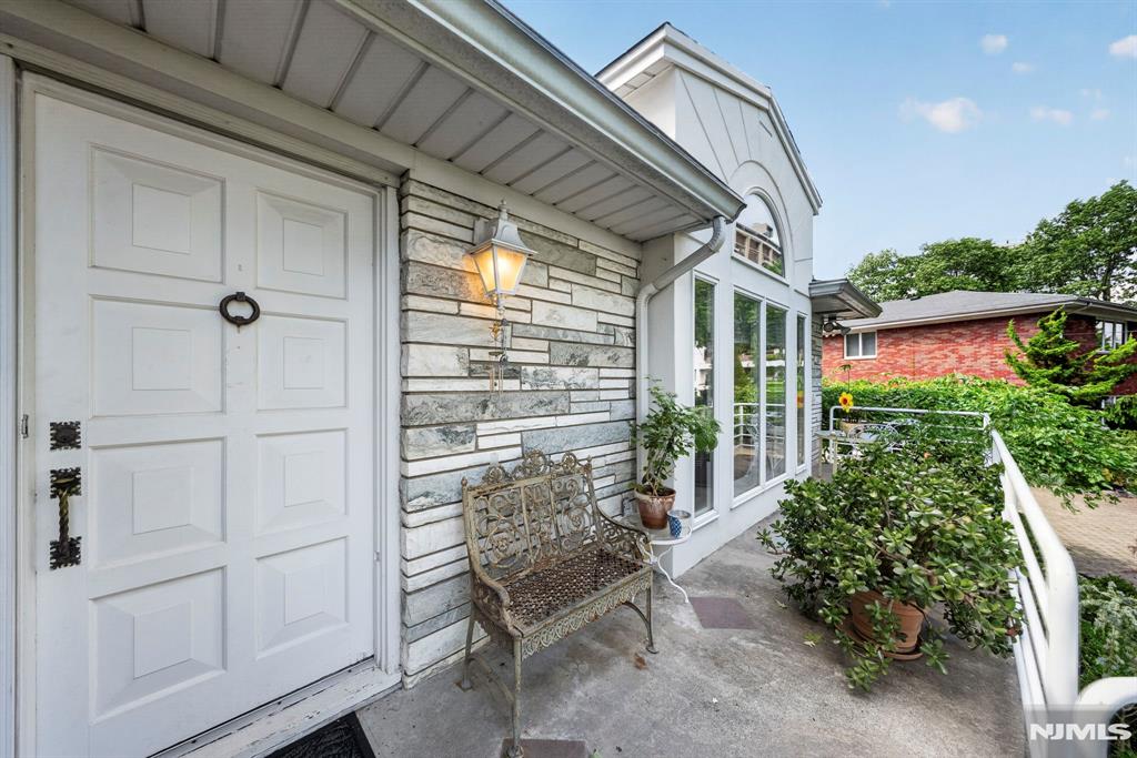 1230 Duncan Road Fort Lee, NJ 07024 - Photo 45 of 50