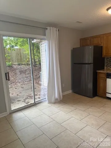 $1,295 | 1491 20th Avenue Northeast, Hickory, NC 28601