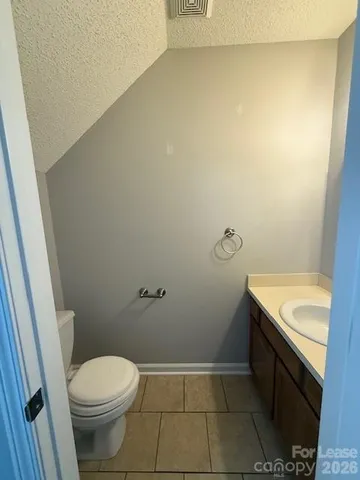 $1,295 | 1491 20th Avenue Northeast, Hickory, NC 28601