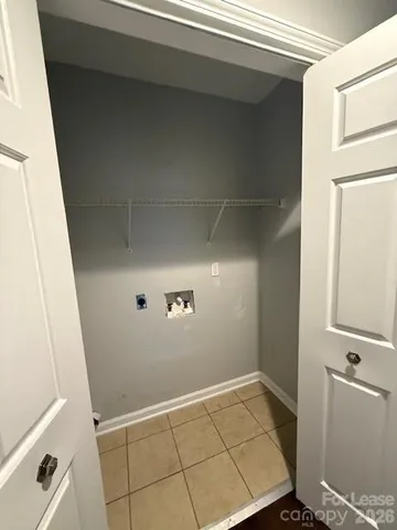 $1,295 | 1491 20th Avenue Northeast, Hickory, NC 28601