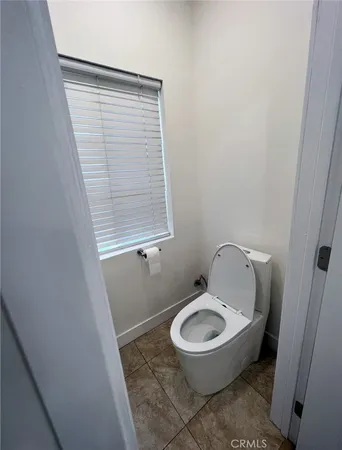 $1,845 | 10427 Danube Avenue, Granada Hills, CA 91344