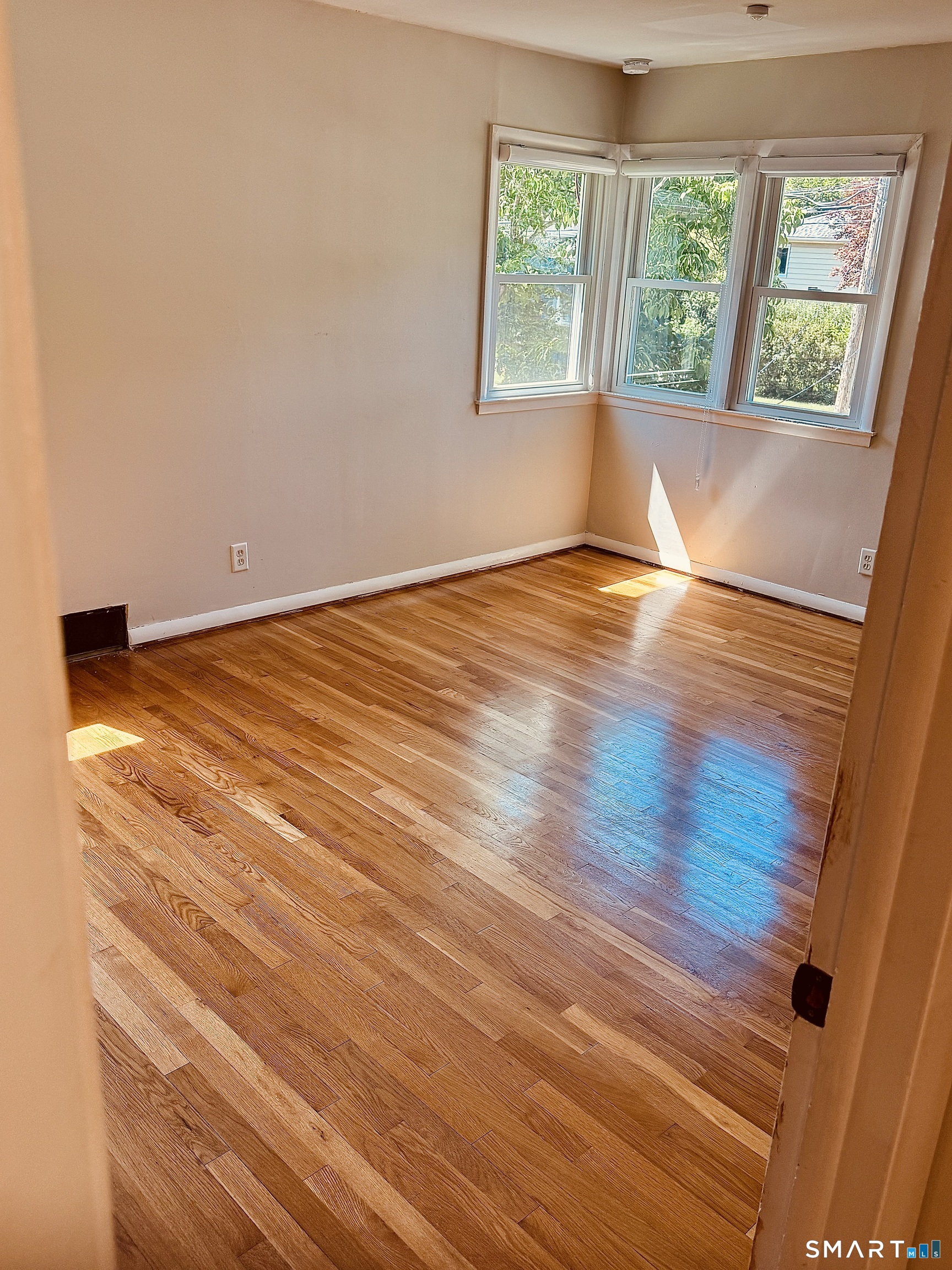 99 Lyman Road West Hartford, CT 06117 - Photo 26 of 39