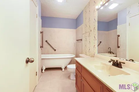 $160,000 | 279-35 Marilyn Drive, Unit 35, Baton Rouge, LA 70815