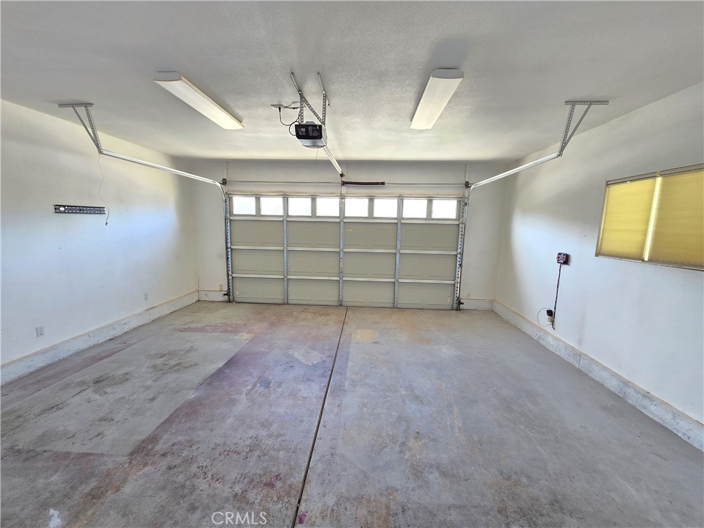 225 Sparrow Court Red Bluff, CA 96080 - Photo 23 of 29 a view of a garage