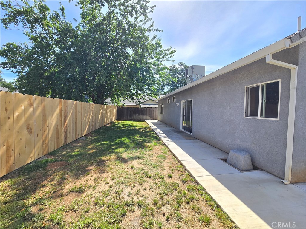 225 Sparrow Court Red Bluff, CA 96080 - Photo 27 of 29 a view of a backyard