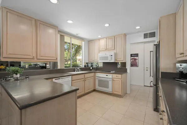 $4,500 | 76895 Lark Drive, Indian Wells, CA 92210