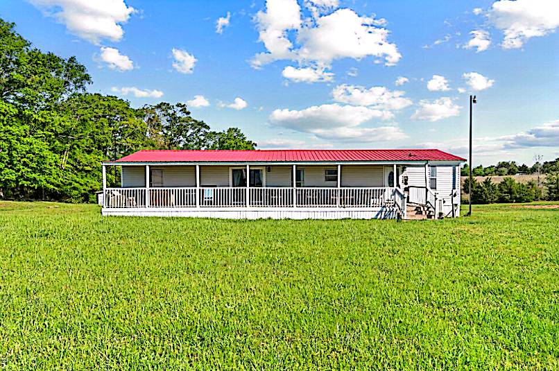 204 Charles Burton Road Honea Path, SC 29654 - Photo 1 of 24