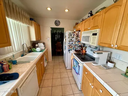 $880,000 | 1404 West Wilshire Avenue, Fullerton, CA 92833