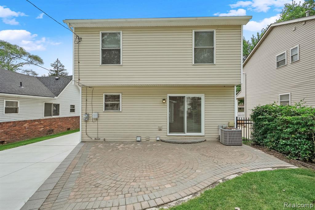 3324 Harvard Road Royal Oak, MI 48073 - Photo 24 of 25