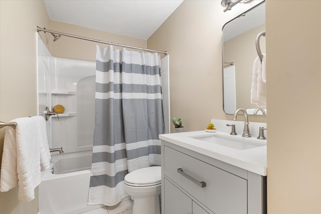 1 Juneberry Lane, Unit 82 Worcester, MA 01606 - Photo 19 of 34