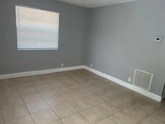 $2,275 | 1713 Northeast 3rd Avenue, Delray Beach, FL 33444