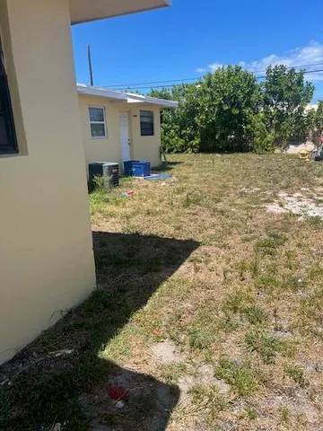 $2,275 | 1713 Northeast 3rd Avenue, Delray Beach, FL 33444