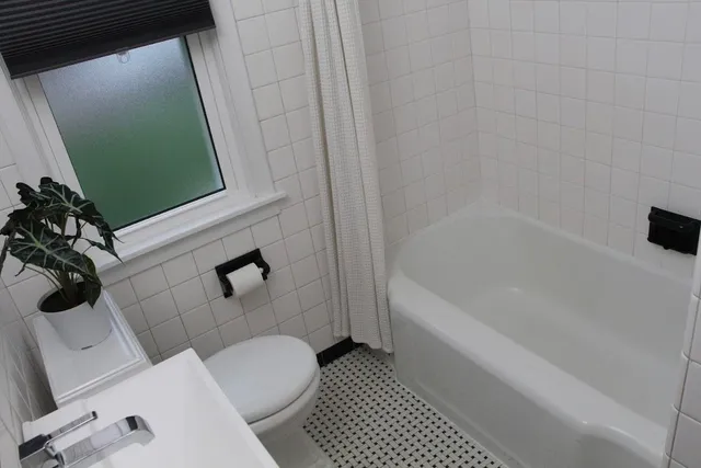 $275,000 | 2870 South 47th Street, Milwaukee, WI 53219