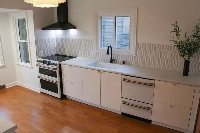 $275,000 | 2870 South 47th Street, Milwaukee, WI 53219