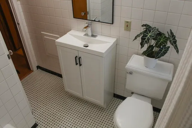 $275,000 | 2870 South 47th Street, Milwaukee, WI 53219