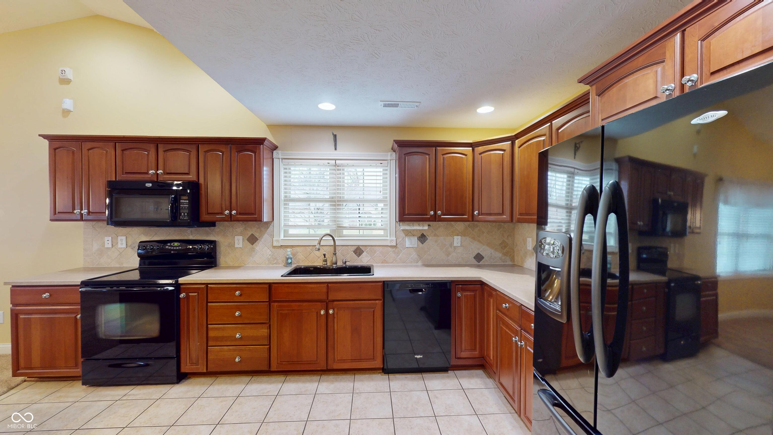 7804 Rosa Drive Indianapolis, IN 46237 - Photo 11 of 30