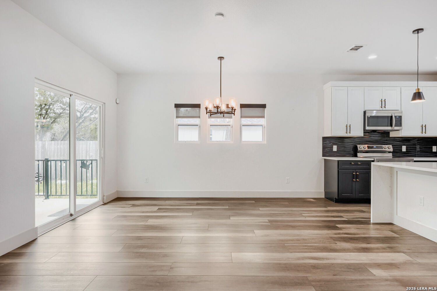 673 Mockingbird Cove Spring Branch, TX 78070 - Photo 6 of 17