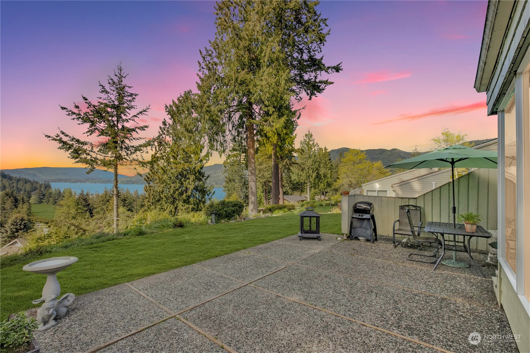 a view of outdoor space yard and patio