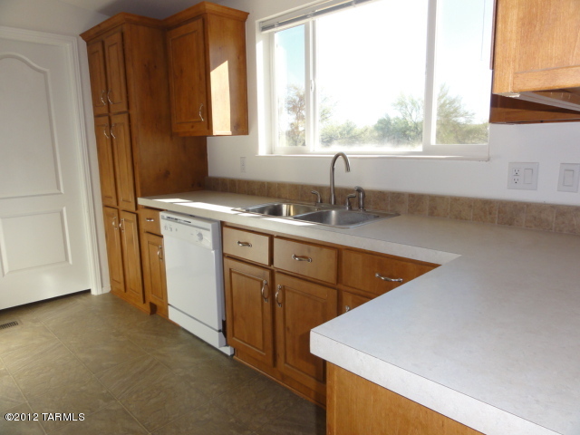 9171 South Fillmore Road Tucson, AZ 85736 - Photo 12 of 34