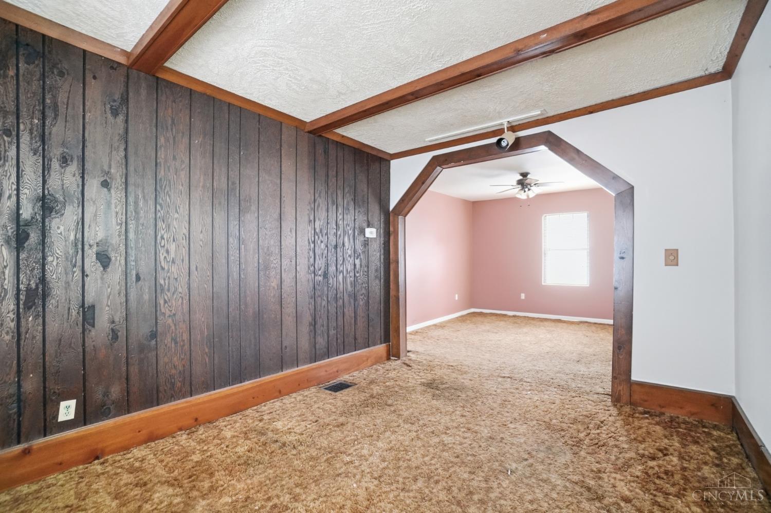 1414 Beacon Road Cincinnati, OH 45230 - Photo 9 of 33