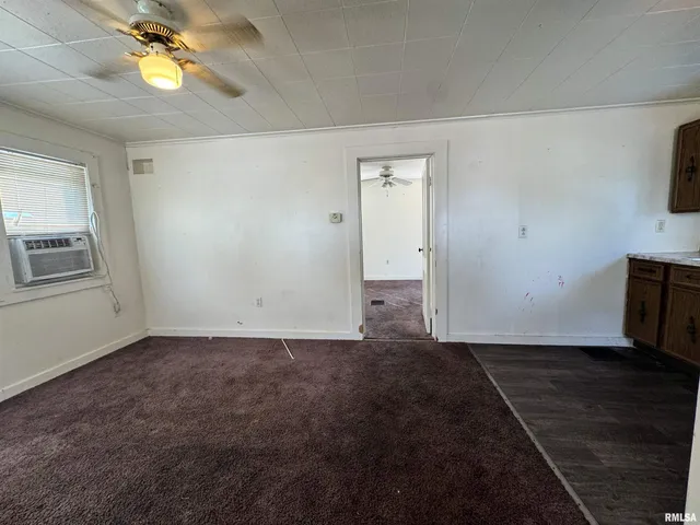 $24,400 | 108 North Fairview Terrace, Jacksonville, IL 62650