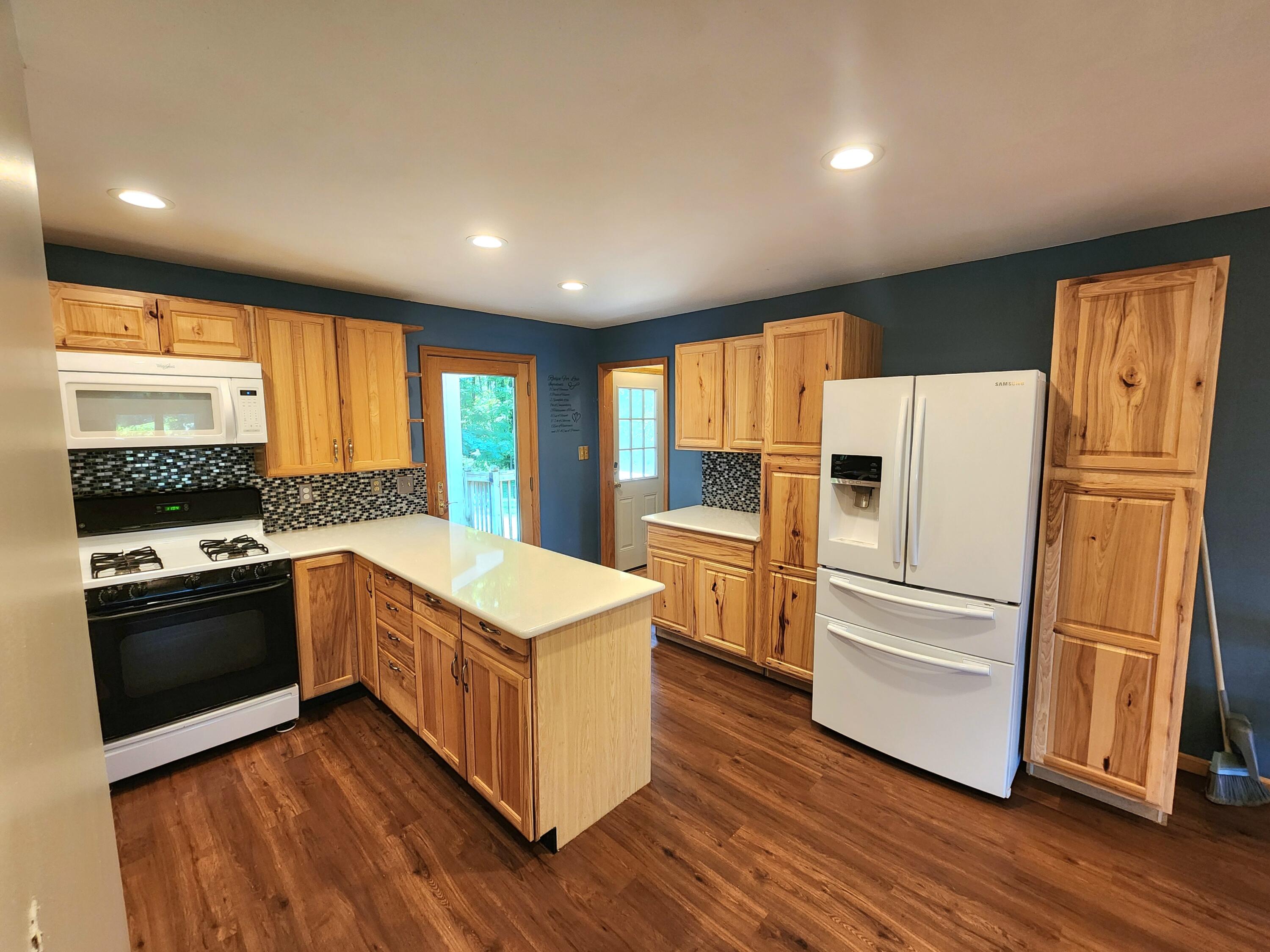 12865 Allison Road Milan, MI 48160 - Photo 11 of 95 20240606_113658