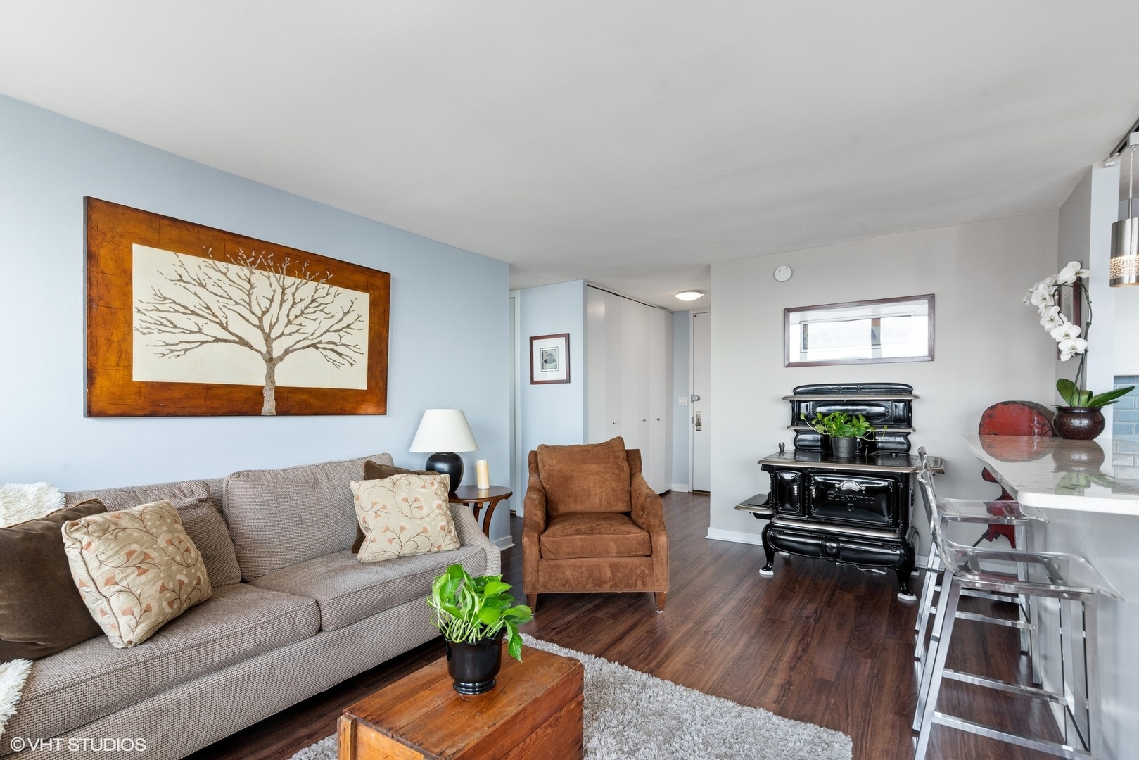 655 West Irving Park Road, Unit 3615 Chicago, IL 60613 - Photo 3 of 20