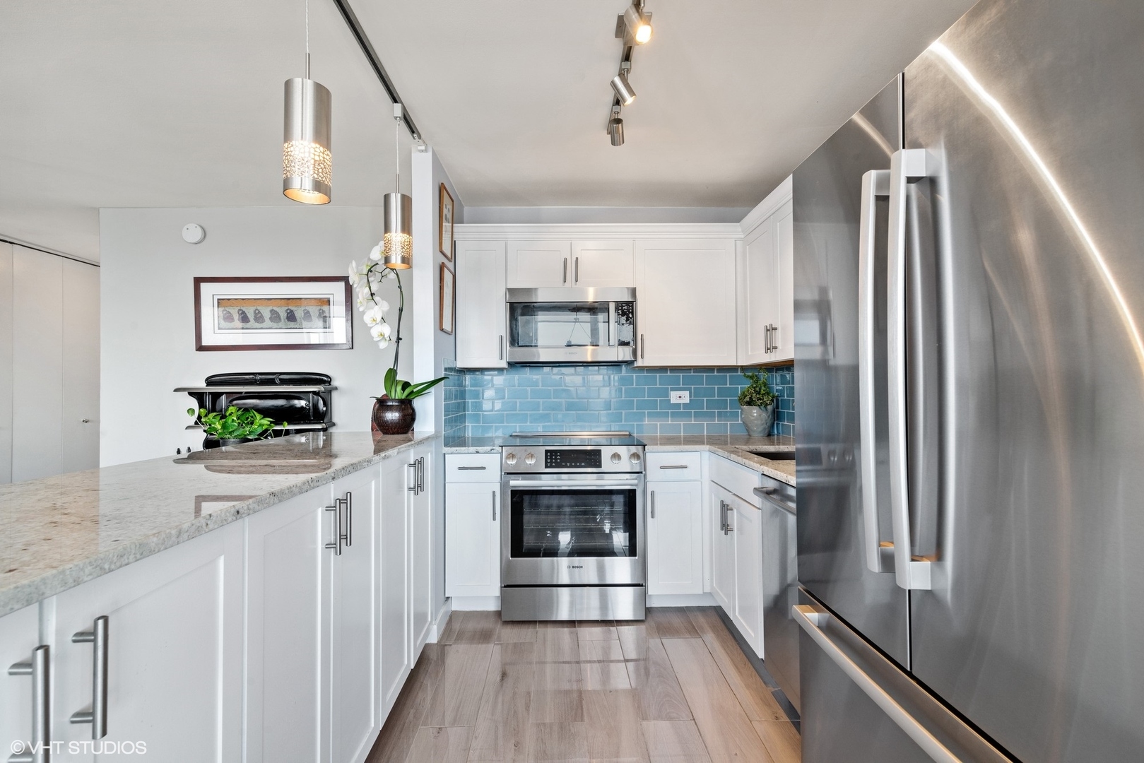 655 West Irving Park Road, Unit 3615 Chicago, IL 60613 - Photo 5 of 20