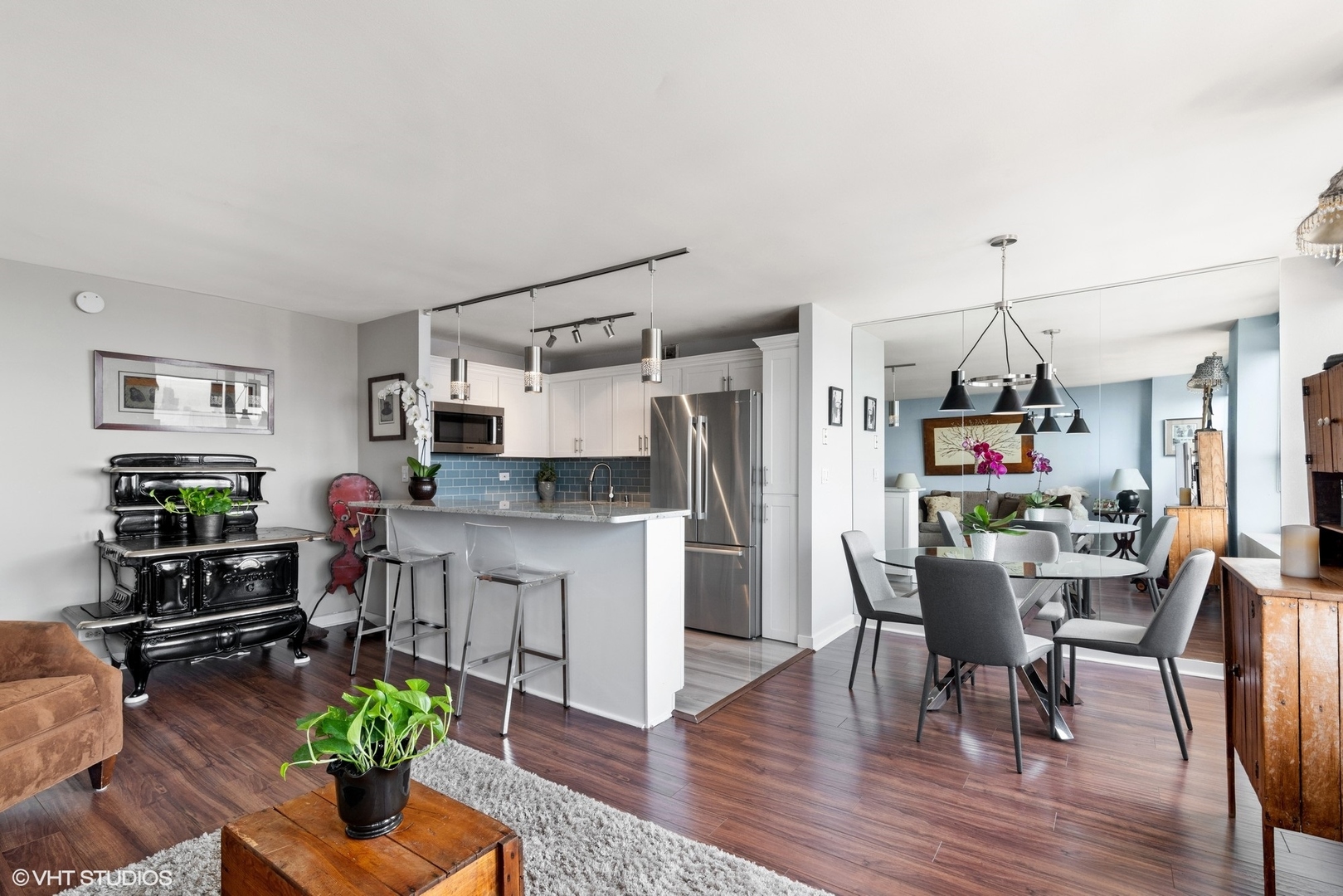 655 West Irving Park Road, Unit 3615 Chicago, IL 60613 - Photo 7 of 20