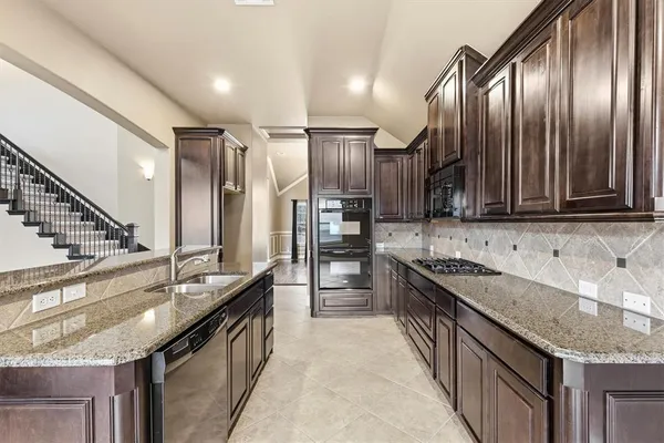 $615,000 | 1651 Lakemere Court, Prosper, TX 75078