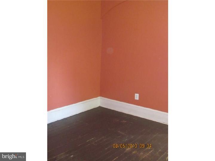 608 Bridgeboro Street Riverside, NJ 08075 - Photo 2 of 20