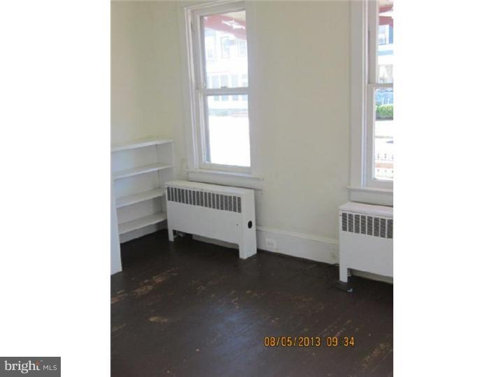 608 Bridgeboro Street Riverside, NJ 08075 - Photo 11 of 20