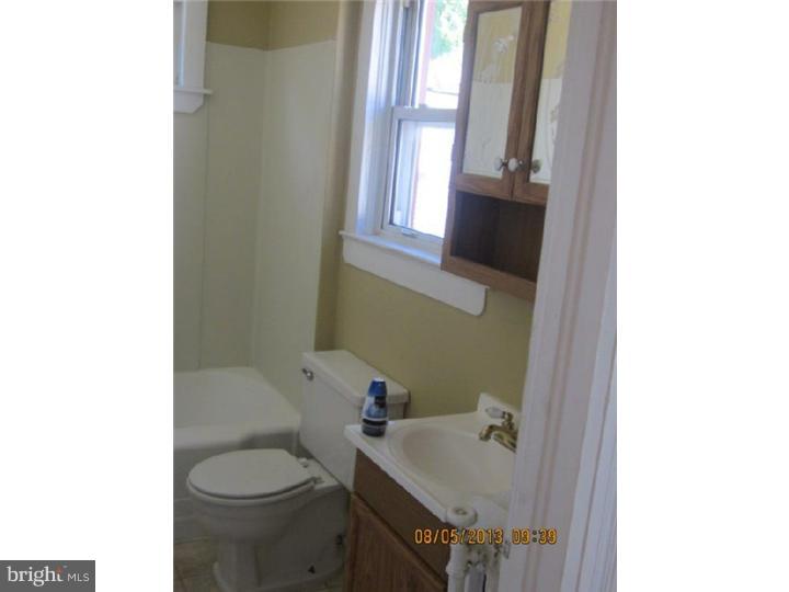 608 Bridgeboro Street Riverside, NJ 08075 - Photo 14 of 20