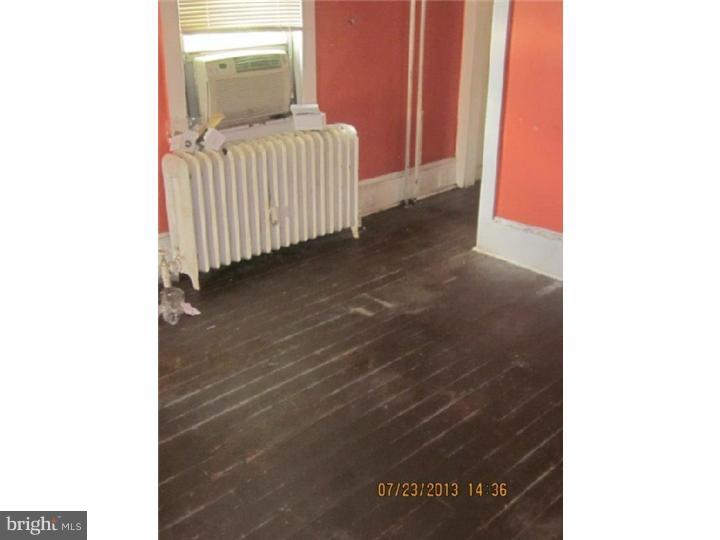 608 Bridgeboro Street Riverside, NJ 08075 - Photo 3 of 20