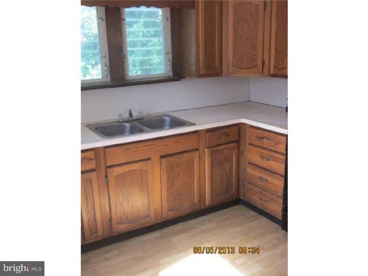 608 Bridgeboro Street Riverside, NJ 08075 - Photo 4 of 20