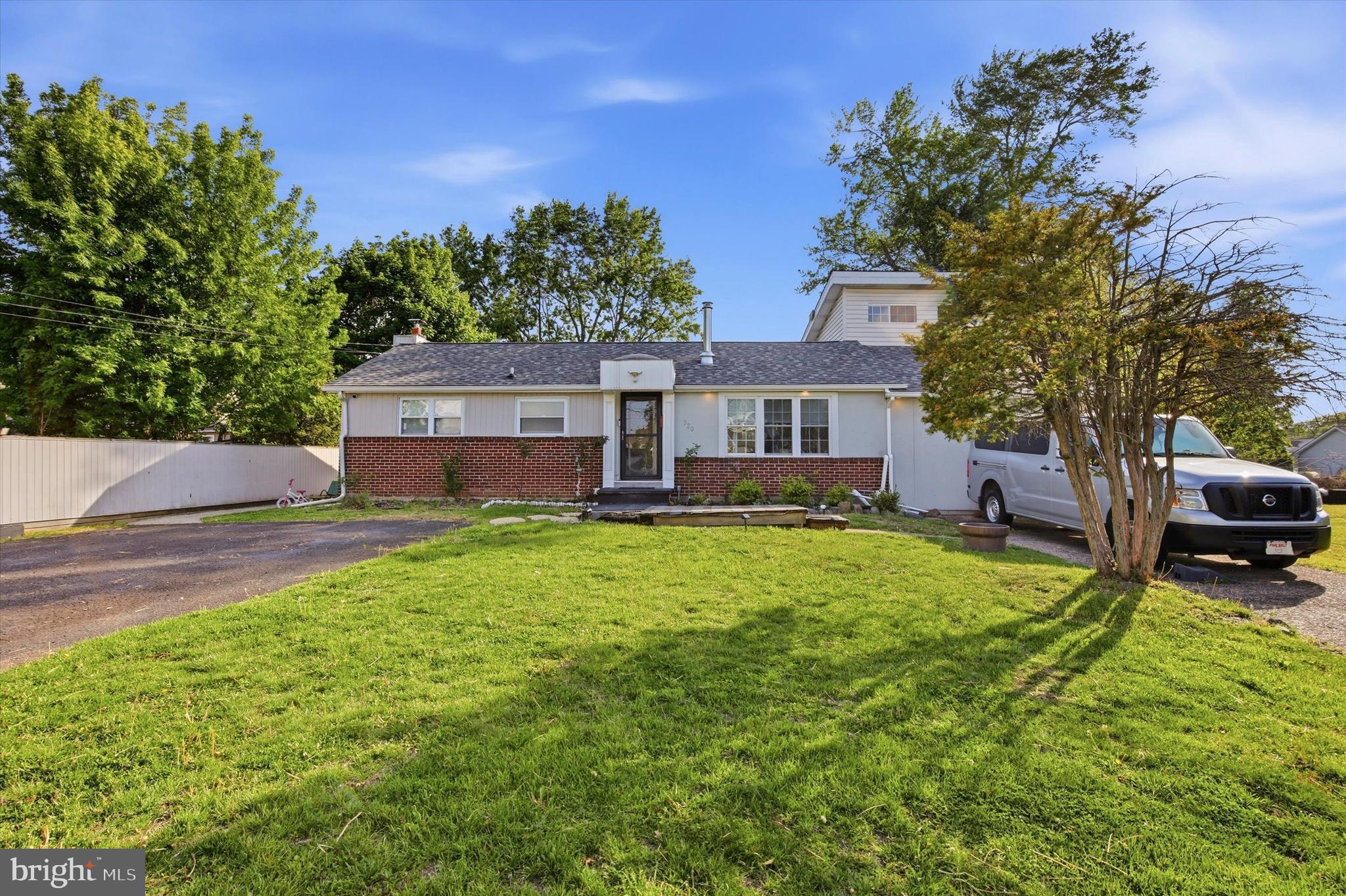 320 Maple Street Warminster, PA 18974 - Photo 25 of 26 Front of the home