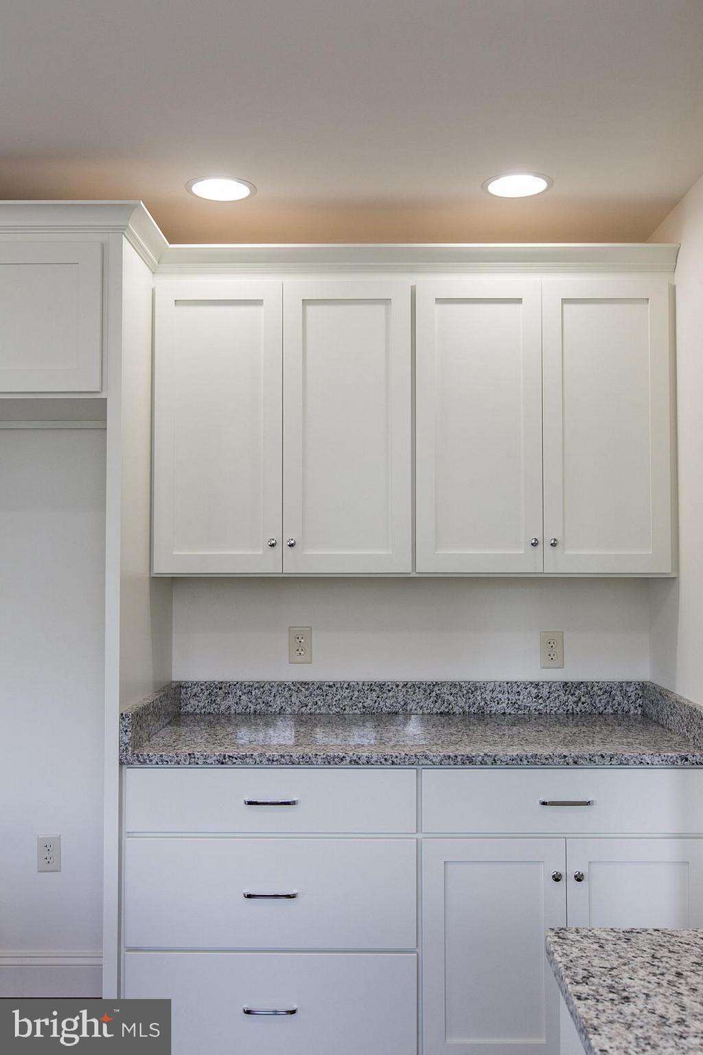 531 Madison Way Manheim, PA 17545 - Photo 11 of 15 SIMILAR KITCHEN AS AN OPTION