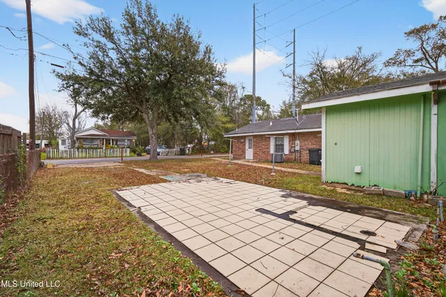 $99,999 | 3607 Marie Street, Pascagoula, MS 39567