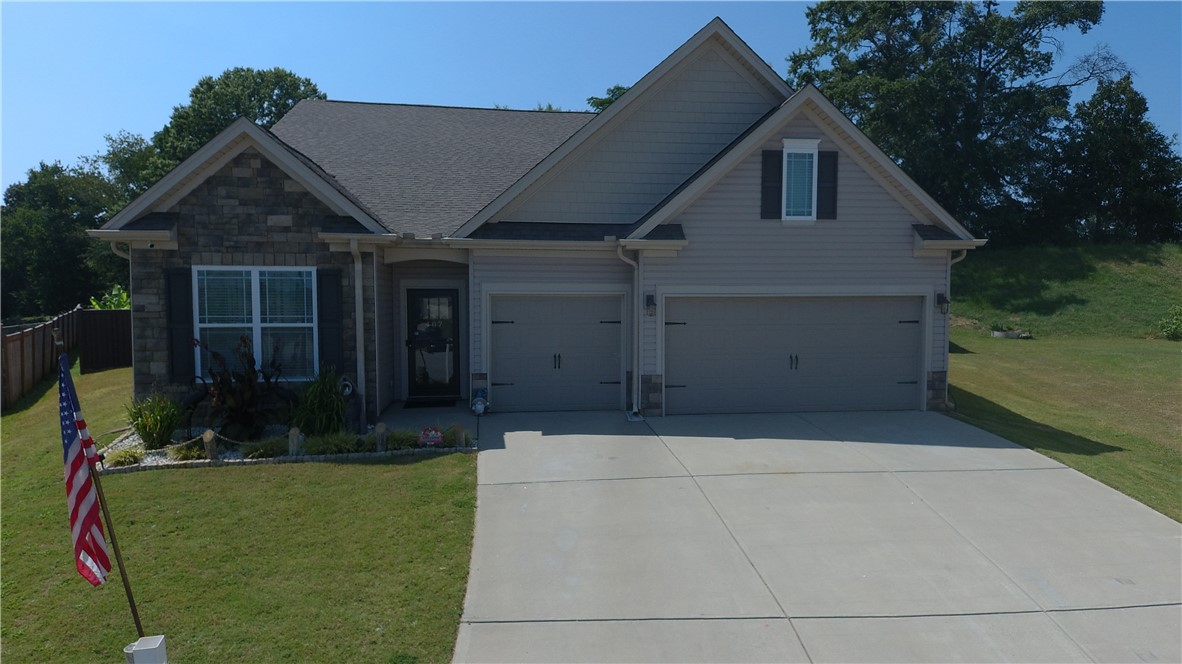 407 Willow Grove Way Anderson, SC 29621 - Photo 2 of 40