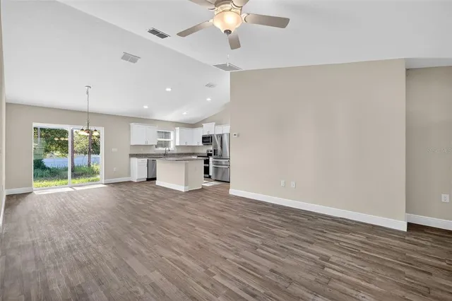 $275,000 | 7180 Hemlock Loop, Ocala, FL 34472