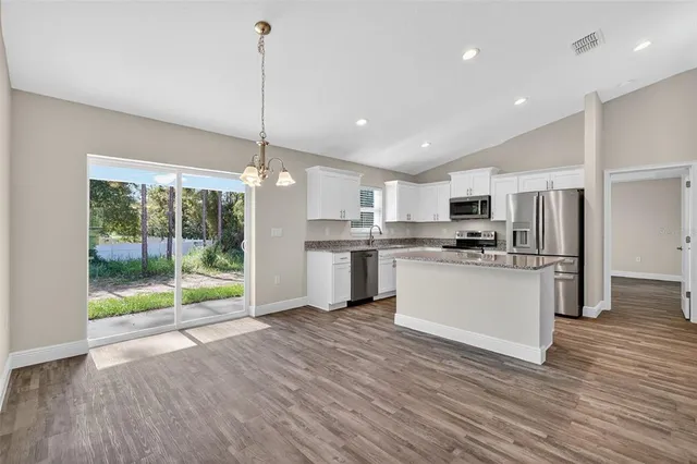 $275,000 | 7180 Hemlock Loop, Ocala, FL 34472