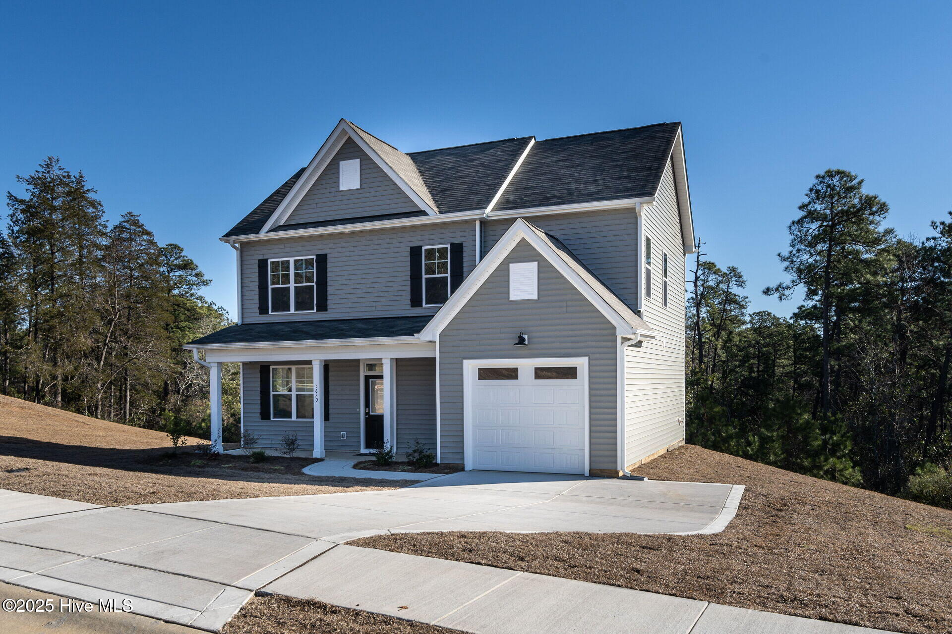 174 Caulfield Road Aberdeen, NC 28315 - Photo 3 of 36 Similar model for demonstration purposes only. Color and Design selections may vary.