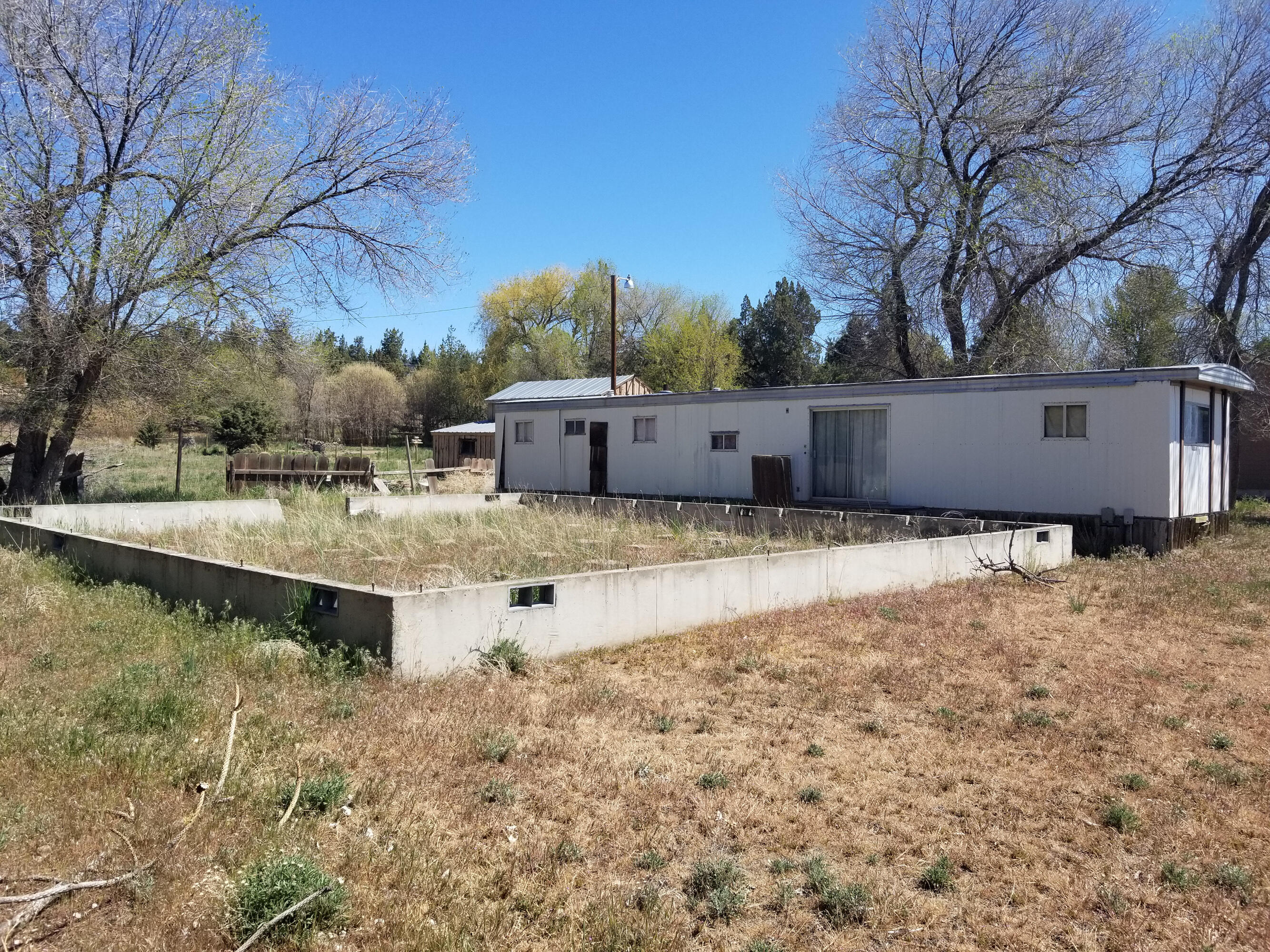 21096 Tumalo Road Bend, OR 97703 - Photo 3 of 6 #2
