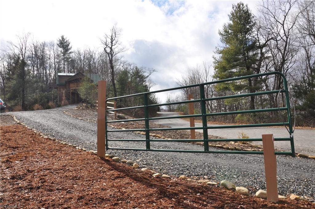 1705 Buck Mountain Road Purlear, NC 28665 - Photo 26 of 27 Gallery Image 26
