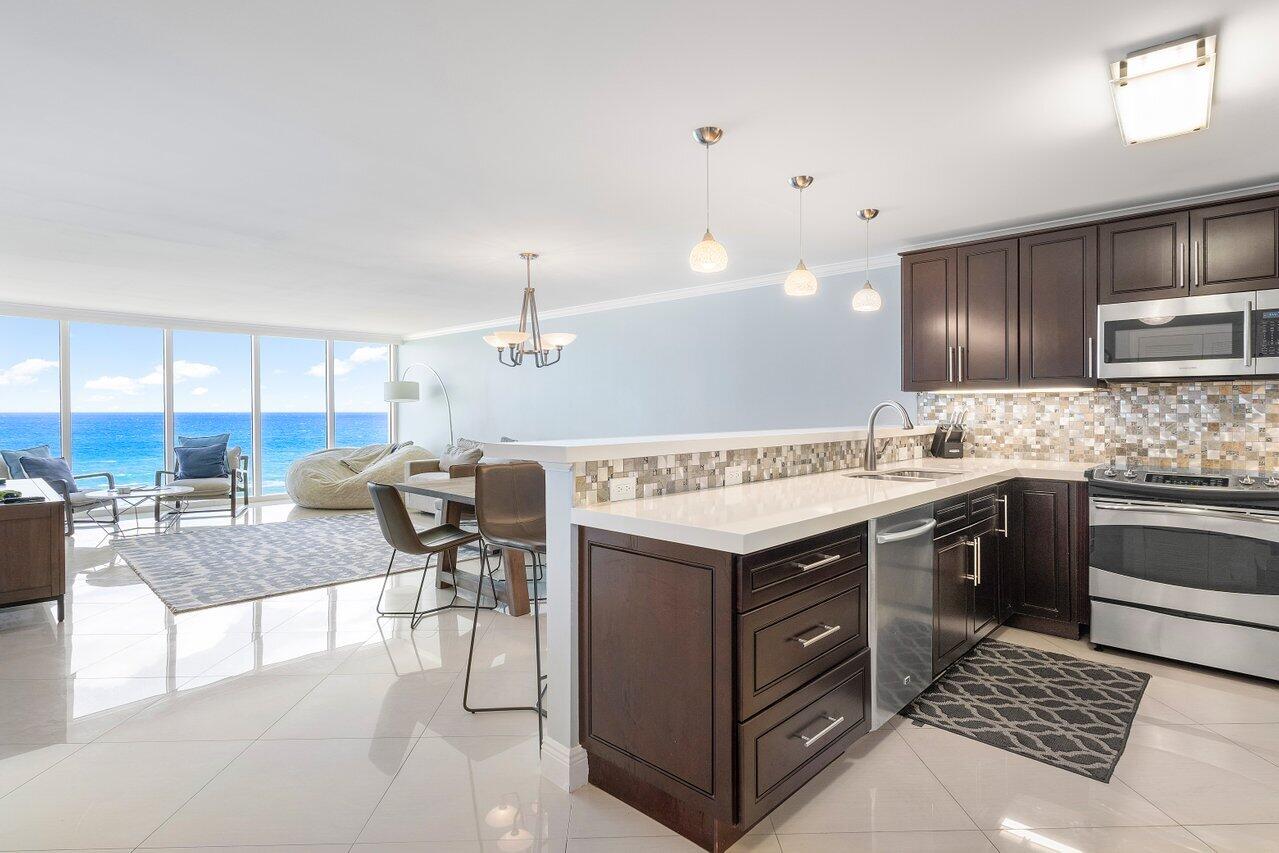 3000 South Ocean Boulevard, Unit 1002 Boca Raton, FL 33432 - Photo 6 of 34 kitchen ocean views