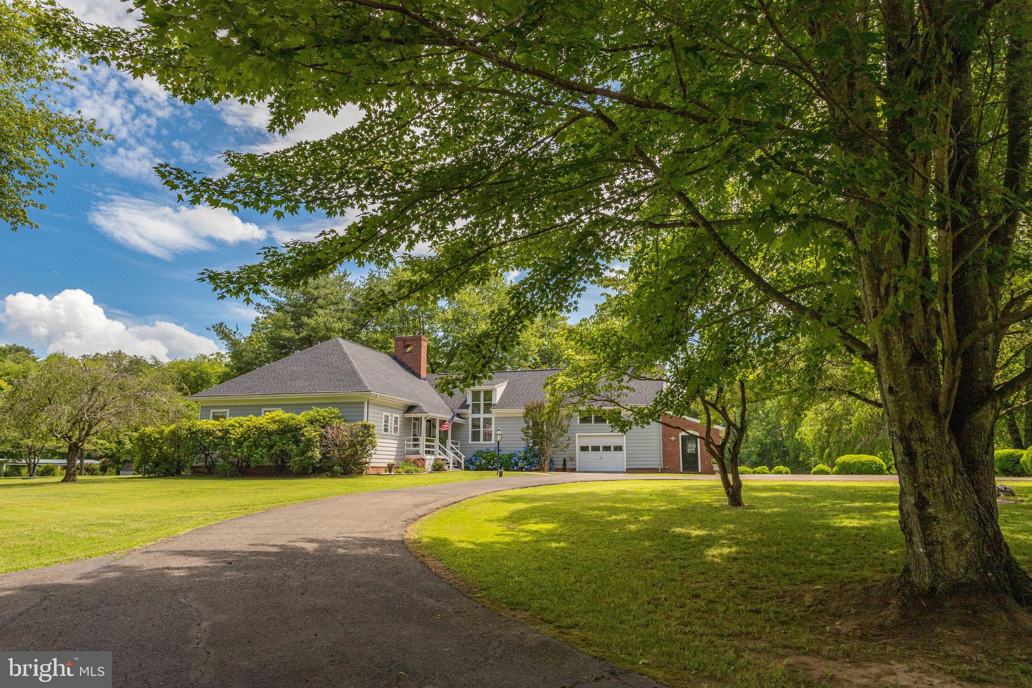 9759 Clarkes Road Bealeton, VA 22712 - Photo 2 of 56 3 bed 3 bath Cottage awaits you.